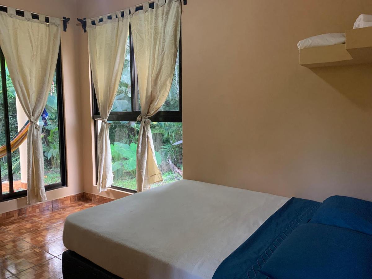 Alma Del Bosque Vacation Home And Apartments Quepos Exterior photo